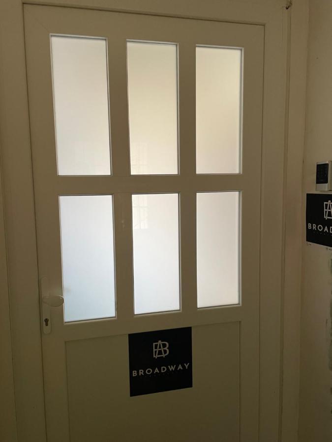 Broadway Apartments B3 데브레첸 외부 사진